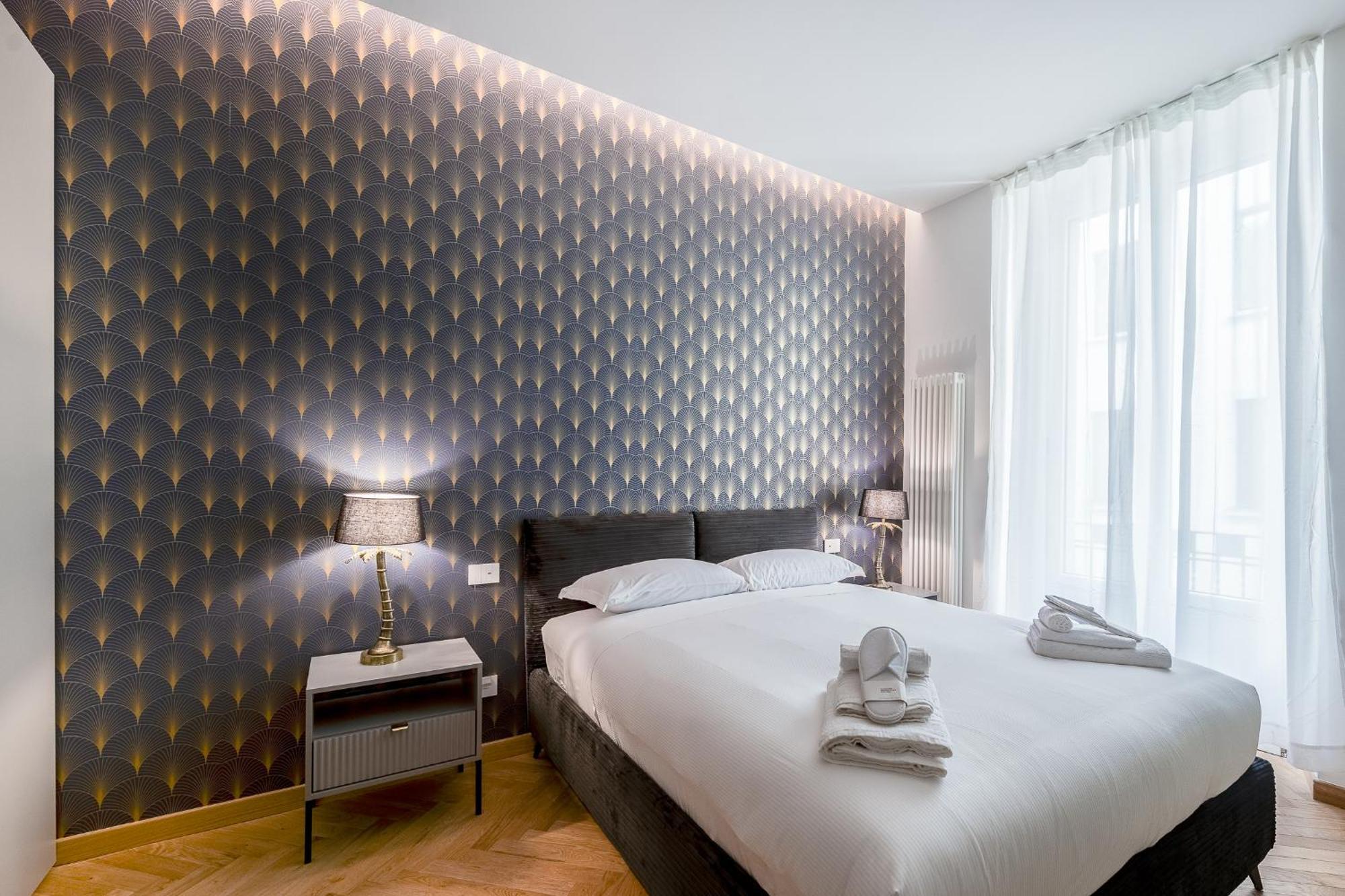 Luxury Apartment - Near Stazione Centrale Мілан Екстер'єр фото